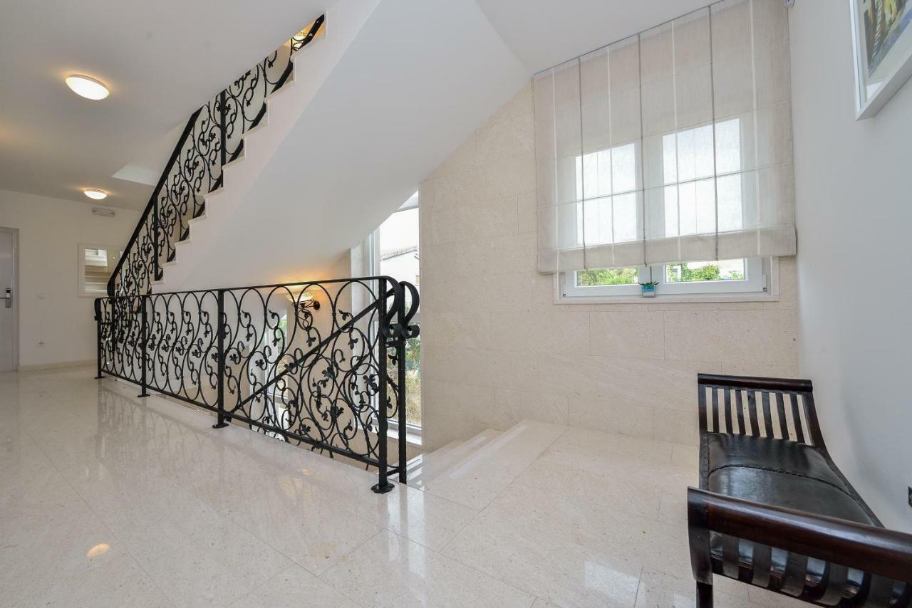 Luxury Apartment 1 Villa Arta Bibinje Buitenkant foto